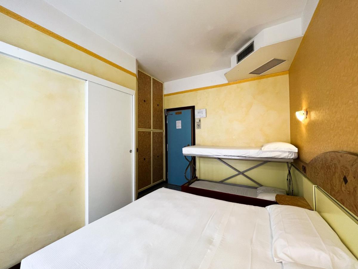 Hotel Soleblu ริมินี ภายนอก รูปภาพ