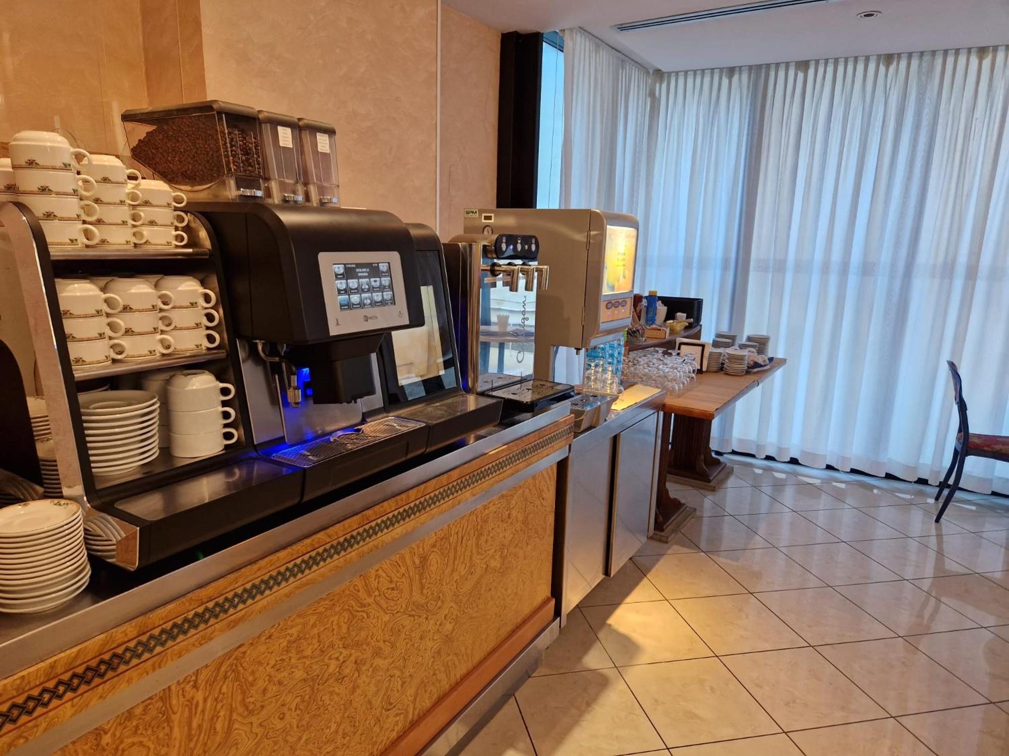 Hotel Soleblu ริมินี ภายนอก รูปภาพ